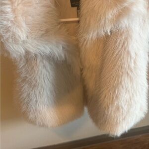 Zara Soft Faux Fur Stole in Cream